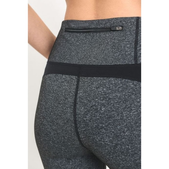 Highwaist Slanted Colorblock Mesh Full Leggings! - Picture 3 of 6